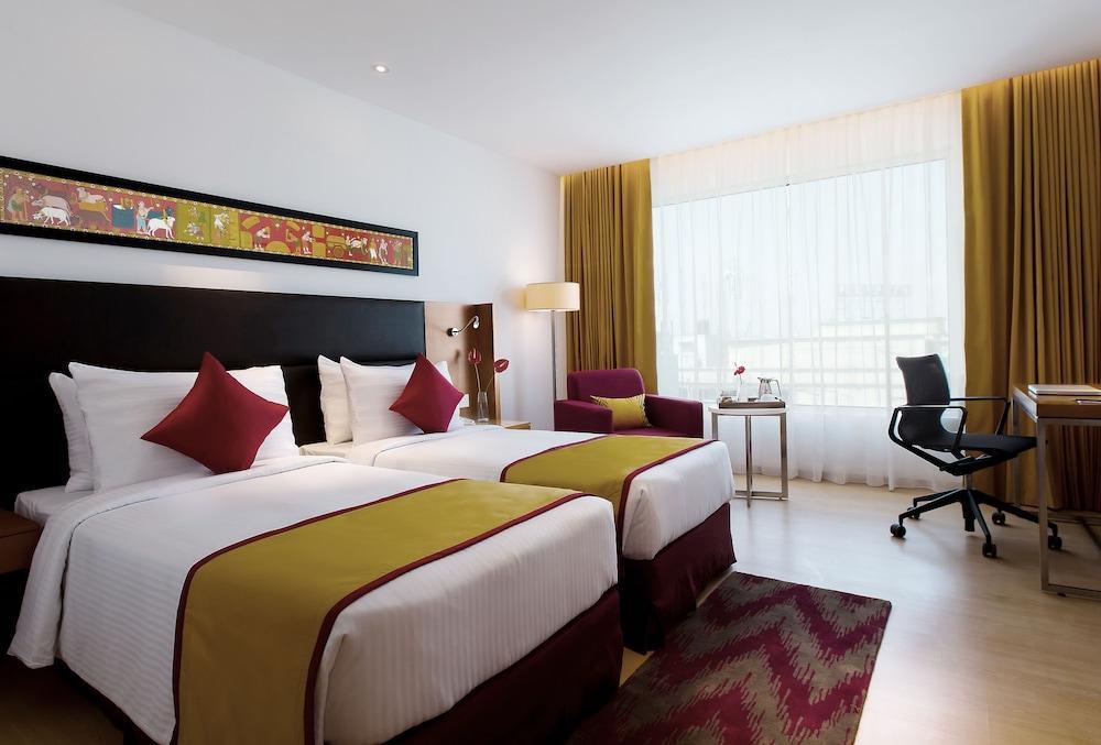 Mercure Chennai Sriperumbudur Kültér fotó