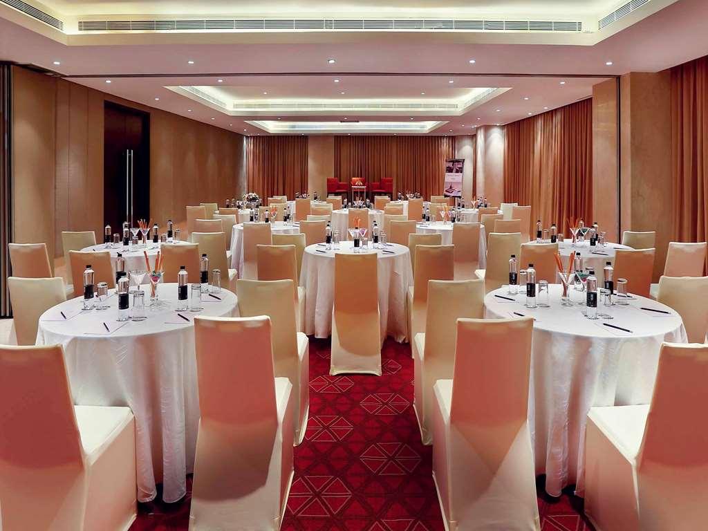 Mercure Chennai Sriperumbudur Kültér fotó