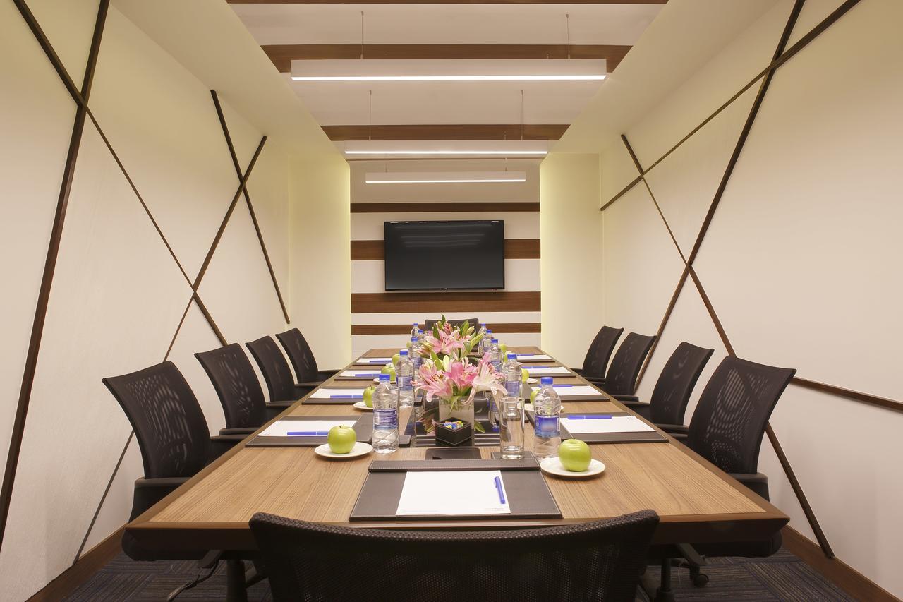 Mercure Chennai Sriperumbudur Kültér fotó