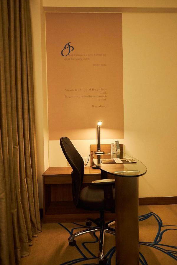 Mercure Chennai Sriperumbudur Kültér fotó